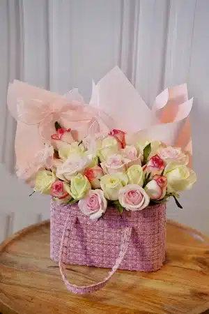 תיק שאנל ורוד