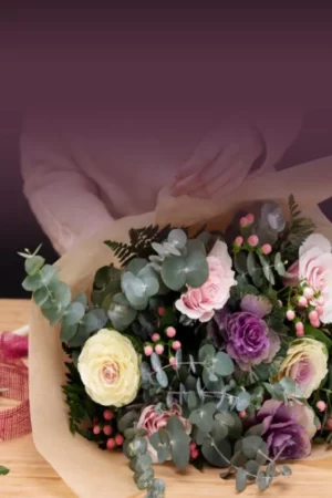 זר פרחי עידן בעיצוב השוזר